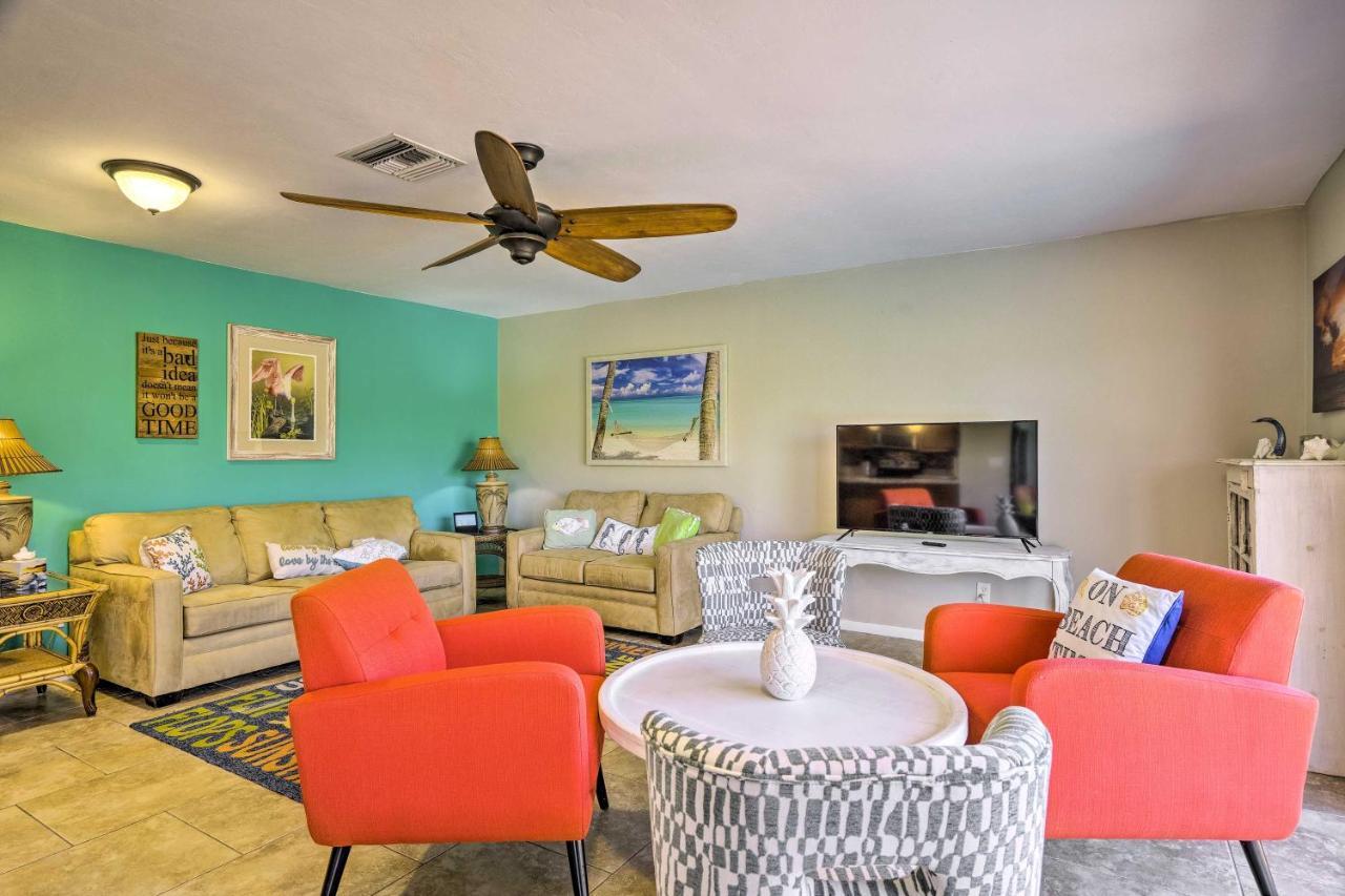 Pet-Friendly Fort Myers Home With Patio And Grill! นอร์ทฟอร์ทไมเออร์ส ภายนอก รูปภาพ